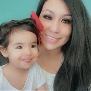 Meet your Posher, Ana